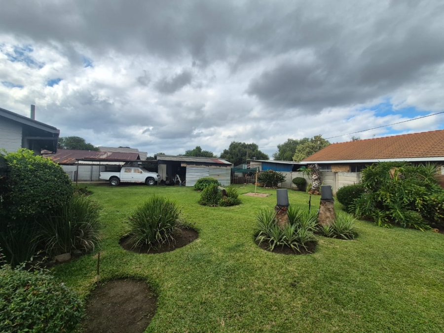 3 Bedroom Property for Sale in Oos Einde North West
